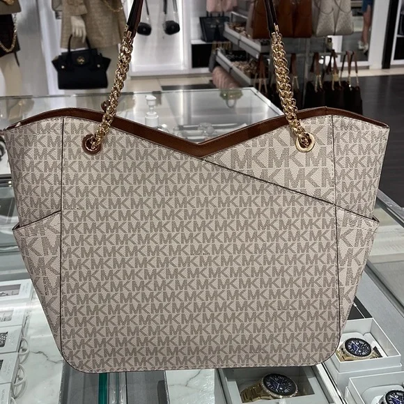 Michael Kors Jet Set Travel Large Chained Tote Shoulder Bag MK Vanilla - Picture 5 of 16